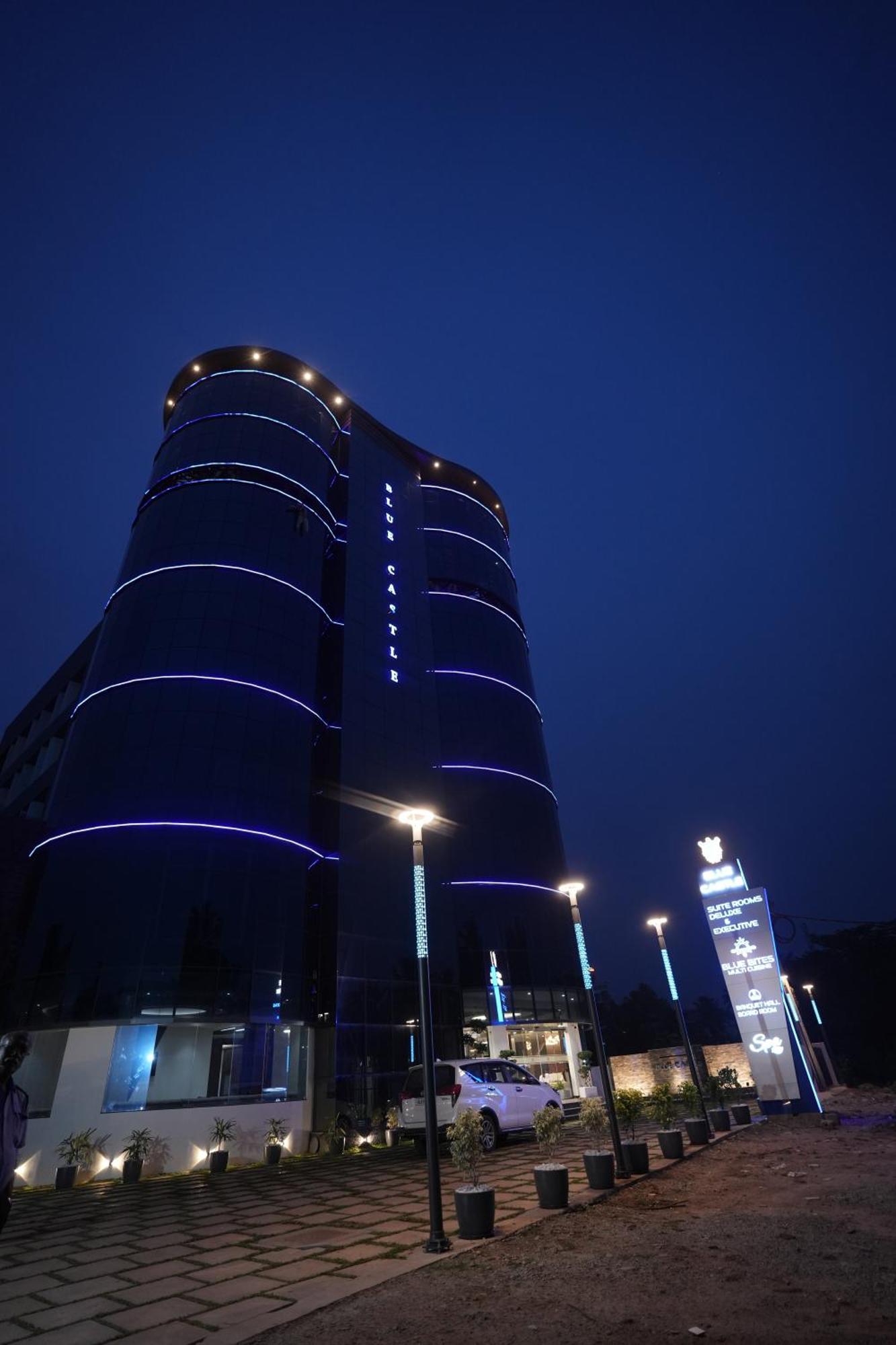 特里凡得琅 Blue Castle酒店 外观 照片